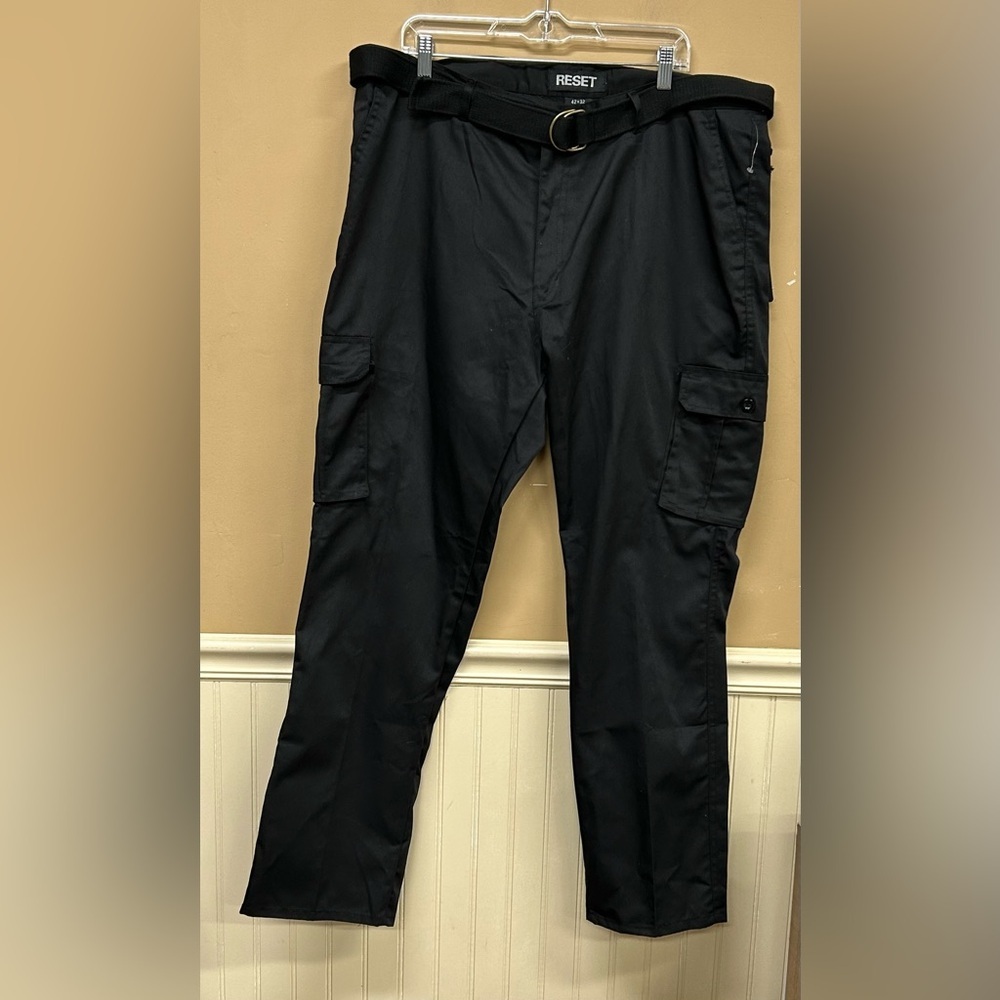 RESET Cargo Pants Mens 42x32 Black with Belt NWT